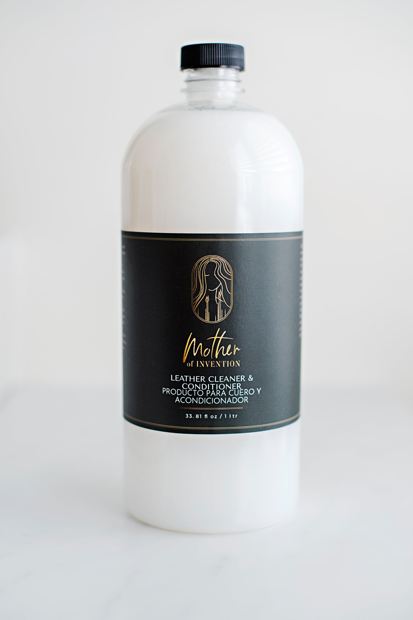 LEATHER CLEANER & CONDITIONER